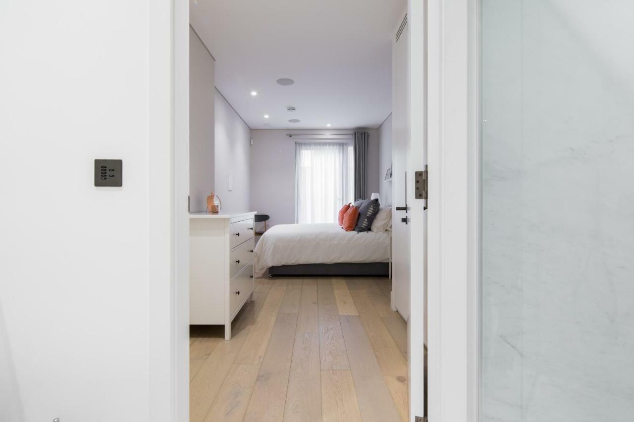 VI Castle Lane Apartment Londra Exterior foto