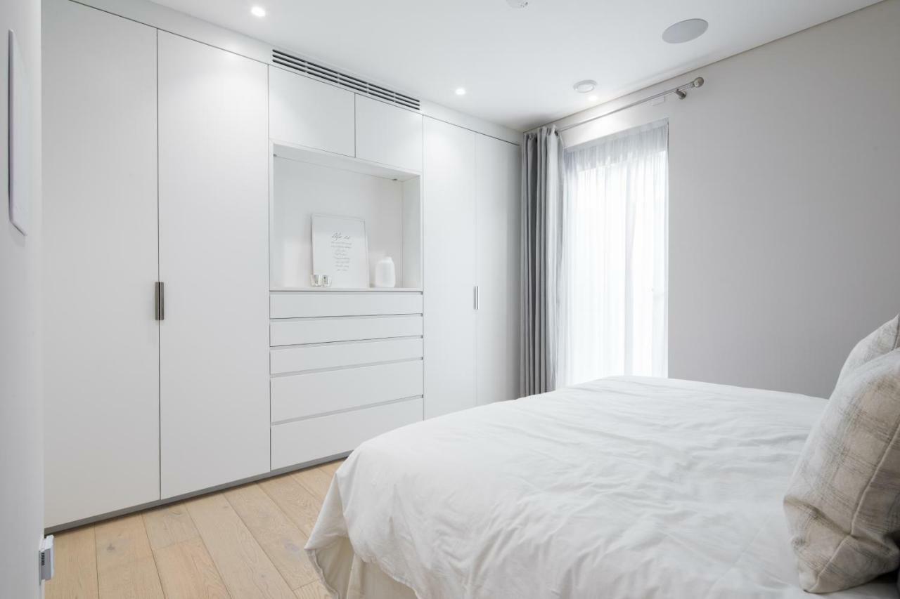 VI Castle Lane Apartment Londra Exterior foto