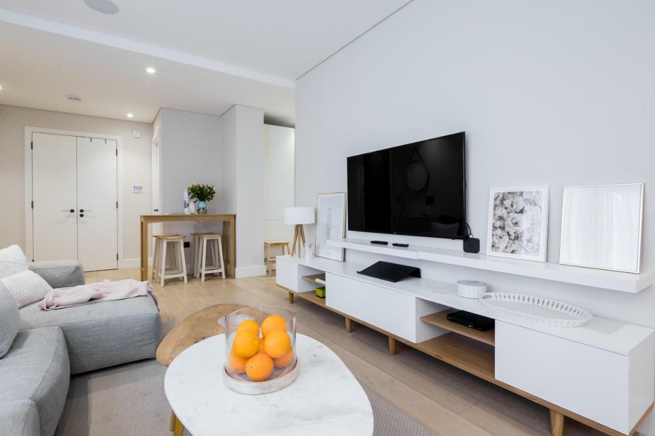 VI Castle Lane Apartment Londra Exterior foto