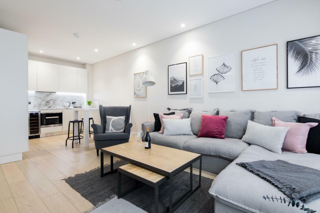 VI Castle Lane Apartment Londra Exterior foto